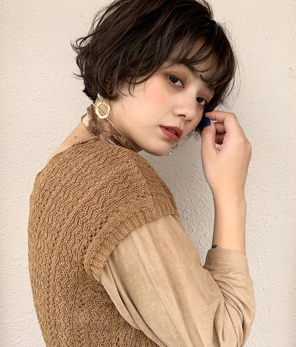 グロスカラーで艶髪を叶える！手触りの良い艶カラーで憧れヘアをゲット