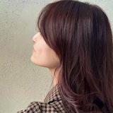 バーガンディーってどんな髪色?他の色との違いやブリーチ別の発色についても解説