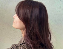 バーガンディーってどんな髪色?他の色との違いやブリーチ別の発色についても解説