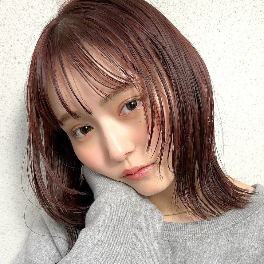 ブラウンってどんな髪色?好みが見つかる2025年版ブラウン系ヘアカラーガイドのサムネイル画像