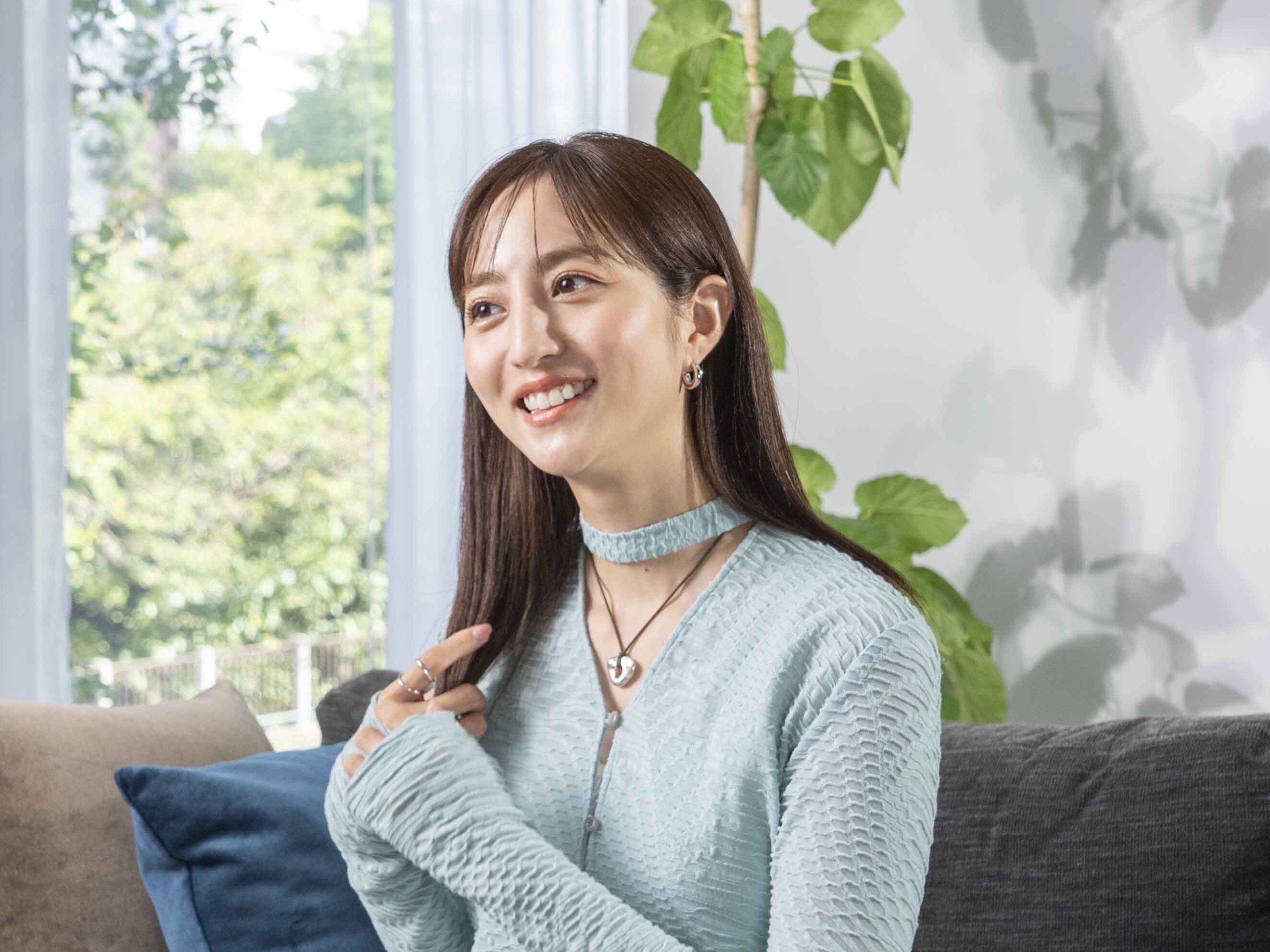 堀田茜 画像 堀田茜の髪事情。髪のお悩み遍歴から珠玉のヘアケア論までヘアに関するあれこれを本人に聞いてみた|ホットペッパービューティーマガジン