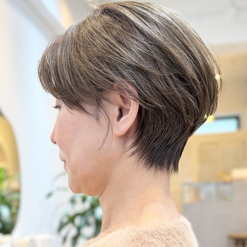 50代の大人可愛いショートヘア。参考実例集と美容院でのオーダーポイントのサムネイル画像