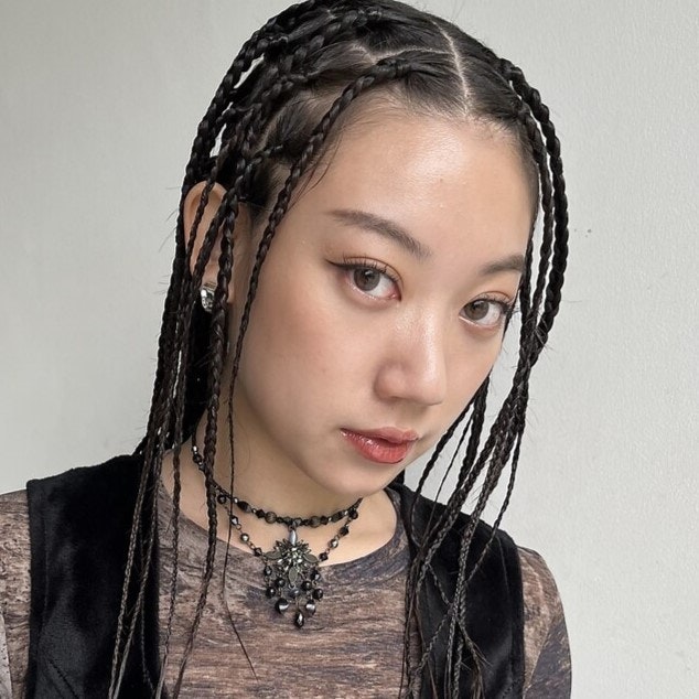 ブレイズヘアってどんな髪型?特徴からブレイズヘアのケア方法、おすすめスタイルまでのサムネイル画像