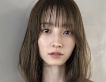 モカベージュってどんな髪色?ブリーチの有無からパーソナルカラー別まで