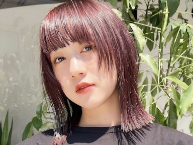 ブリーチありのロブヘアガイド。オーダーのヒントからケアのポイントまで