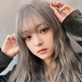 シルバー系髪色ガイド。ブリーチ回数や色落ち対策、似合う色まで丸わかり