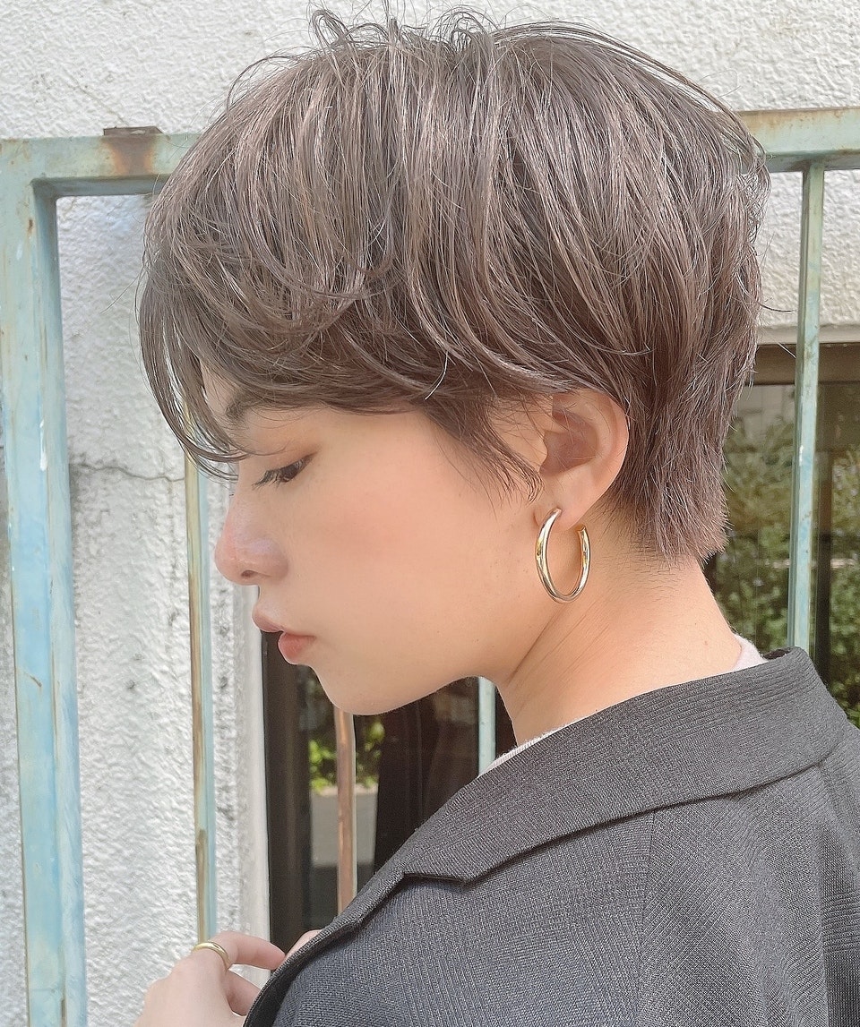 ショート ヘアー