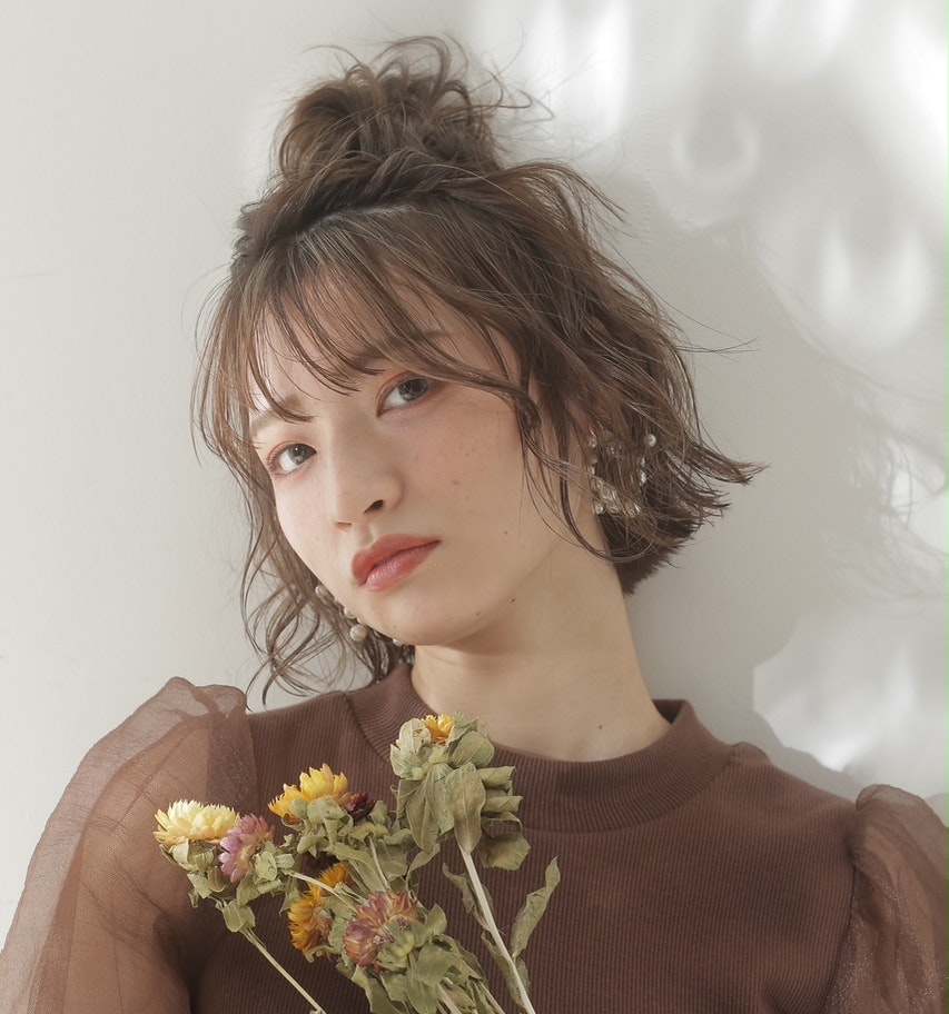 ショートヘアでもできる簡単アレンジ パパッとこなれる大人可愛いスタイリング大特集 ホットペッパービューティーマガジン