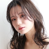 デジタルパーマとは?メリデメから参考スタイル、スタイリングまでまるっと解説