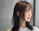 【黒髪 × ミディアム】ポイントを押さえて垢抜けヘアに♡おしゃれスタイルを大紹介