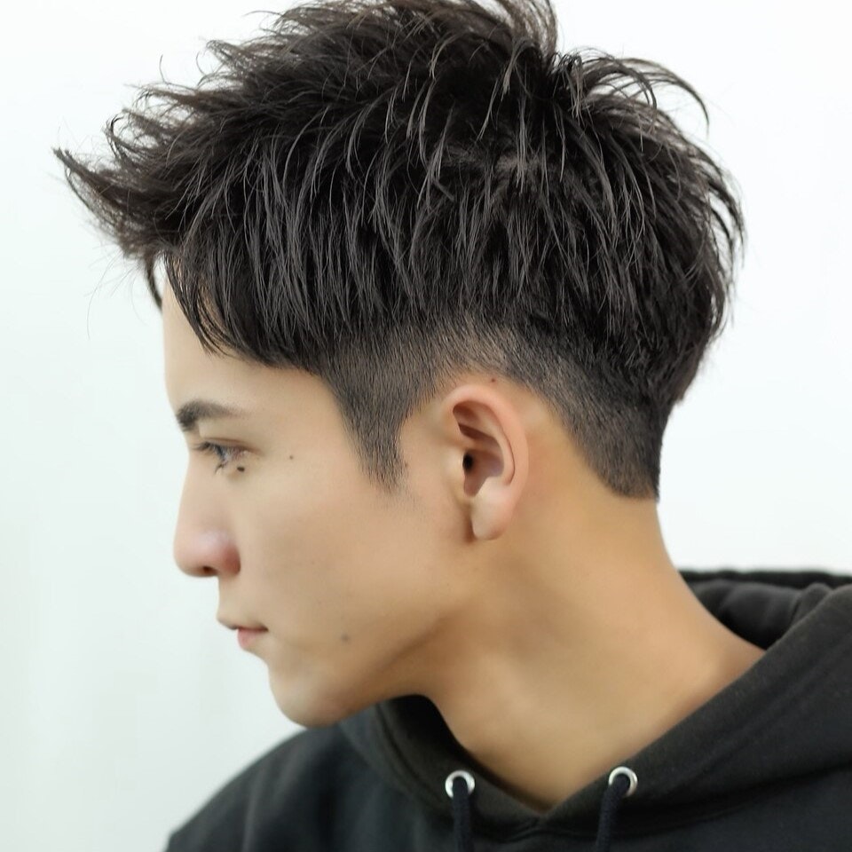 ツーブロック探しのポイントは?狙いたい印象を叶えるヒントとおすすめサンプルのサムネイル画像