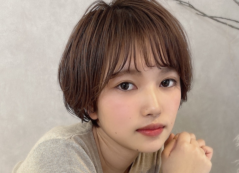 丸顔さんに似合う髪型 21年最新スタイル大特集 顔型を知って自分らしいヘアになろう ホットペッパービューティーマガジン