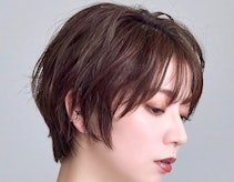 ショコラブラウンってどんな髪色?似合う人の特徴&スタイル別ヘアカラー見本