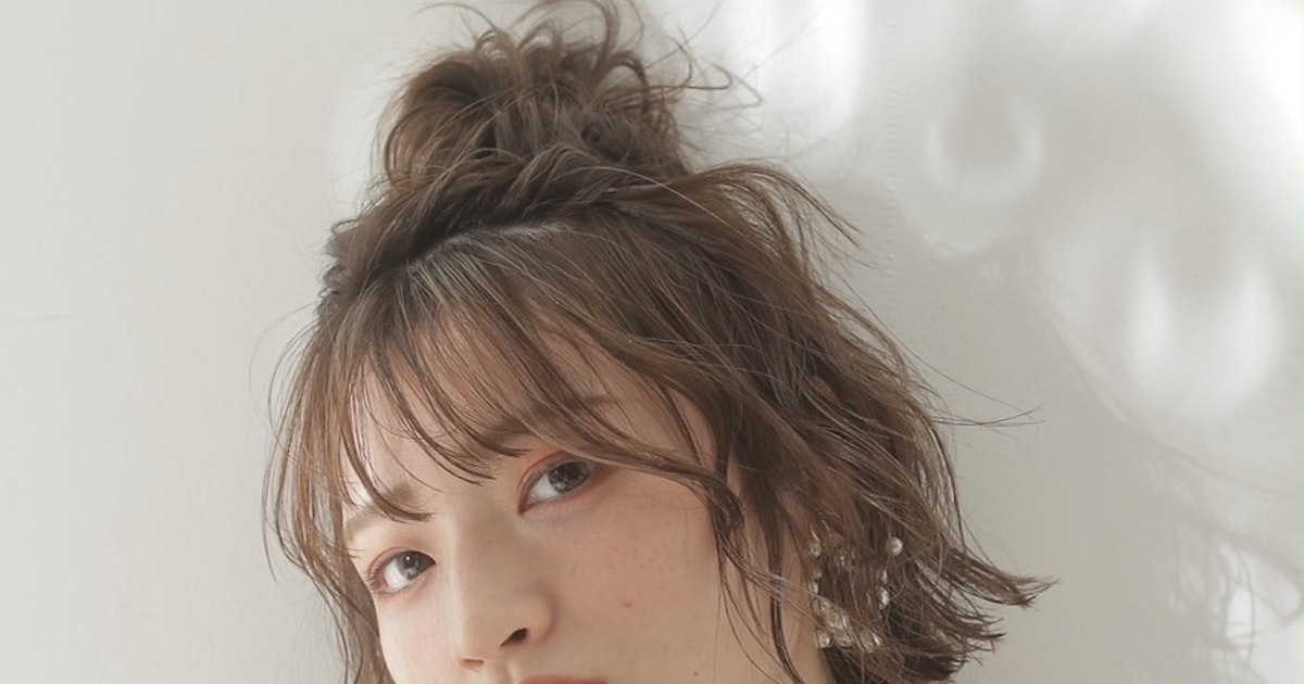 ショートヘアでもできる簡単アレンジ パパッとこなれる大人可愛いスタイリング大特集 ホットペッパービューティーマガジン ショートヘアでもできる簡単アレンジ パパッとこなれる大人可愛いスタイリング大特集 ホットペッパービューティーマガジン