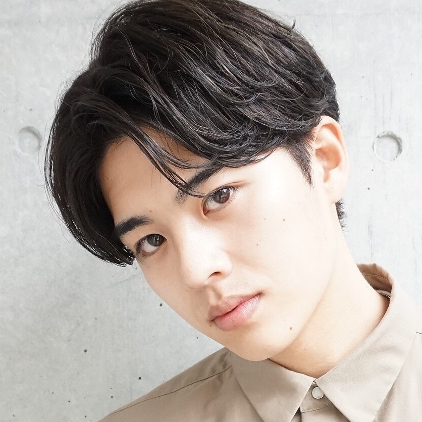 2023年メンズカット特集。定番からトレンドまでオーダーに役立つ参考集のサムネイル画像