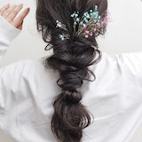 編み込みのやり方イラストガイド。崩れにくさの秘訣やアレンジお手本も解説