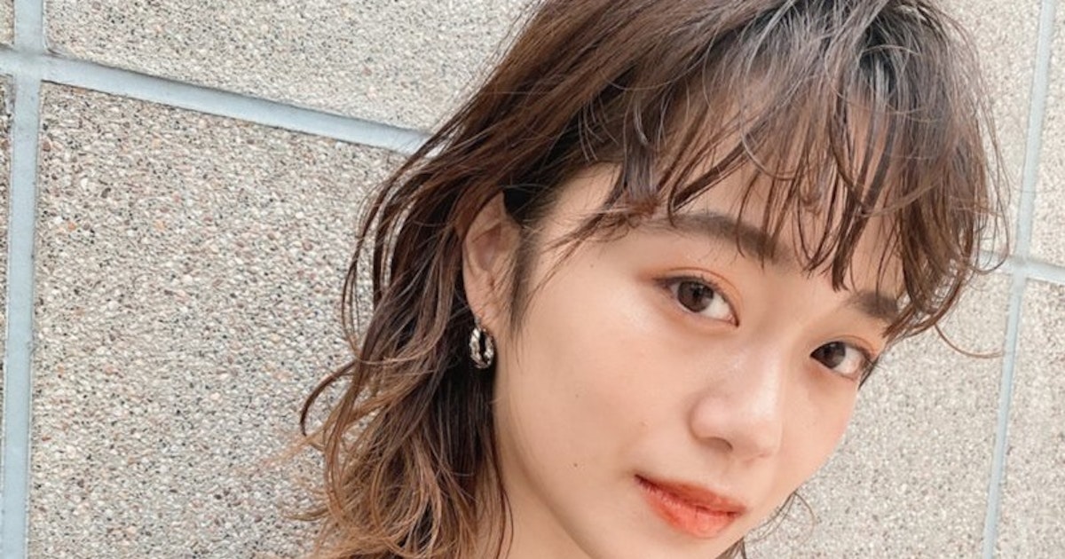 21年 ウルフカットの最新トレンドスタイル特集 こなれ女子になるためのオーダー セット方法 ホットペッパービューティーマガジン 21年 ウルフカットの最新トレンドスタイル特集 こなれ女子になるためのオーダー セット方法 ホットペッパービューティーマガジン