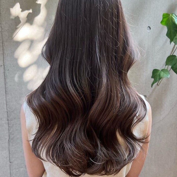 コテ巻き風パーマとは?失敗しないための8つの疑問と実例回答集のサムネイル画像