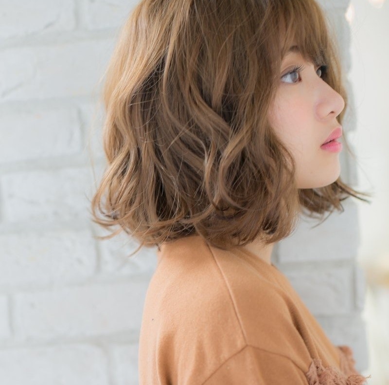 顔型別に小顔見せ デートでホメられるふわふわパーマのヘアスタイル大特集 ホットペッパービューティーマガジン