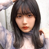 アッシュブラックってどんな髪色?ブリーチの有無や色落ちからスタイル見本まで