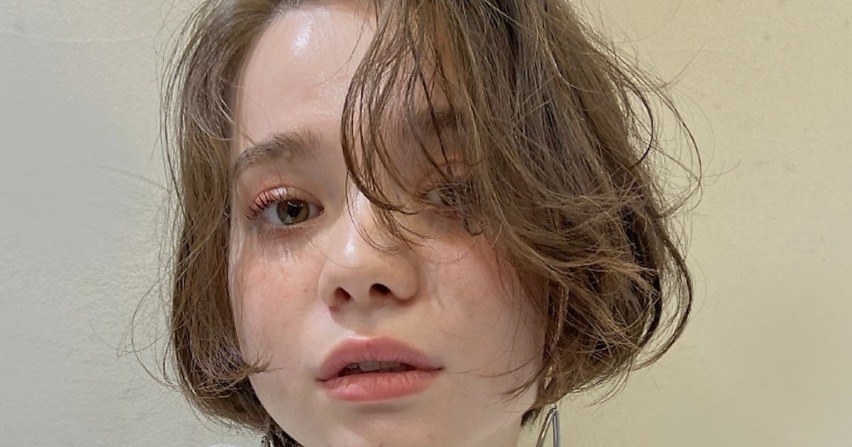 丸顔さんに似合うヘアアレンジのやり方を解説 簡単にできるおしゃれ見せスタイルをピックアップ ホットペッパービューティーマガジン 丸顔さんに似合うヘアアレンジのやり方を解説 簡単にできるおしゃれ見せスタイルをピックアップ ホットペッパービューティーマガジン