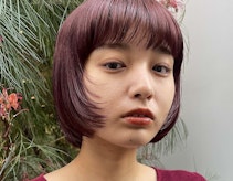 ボルドーってどんな髪色?ブリーチ有無から明るめ暗め別カラーサンプルまで