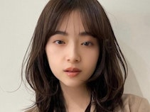 レイヤーカットとは？基本の仕組みから似合わせ、最旬レイヤースタイルまで紹介