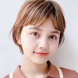 丸顔に似合うショートヘアは？似合わせのポイントから11のニーズ別カタログまで