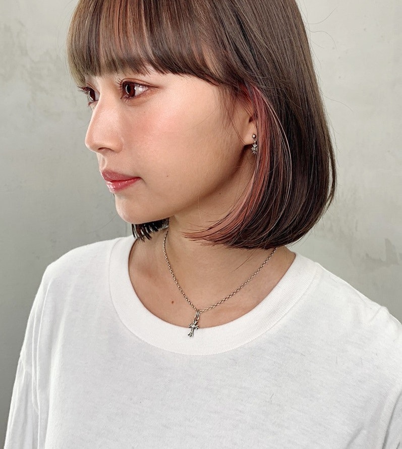 耳チラできゅん 話題のイヤリングカラーって 入れ方 見せ方 スタイル総特集 ホットペッパービューティーマガジン
