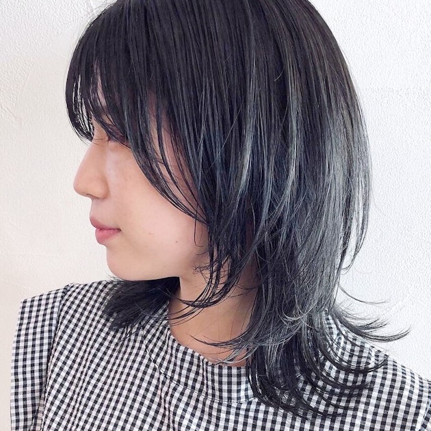 シャギーってどんな髪型？レイヤーとの違い解説からおすすめスタイルまで｜ホットペッパービューティーマガジン