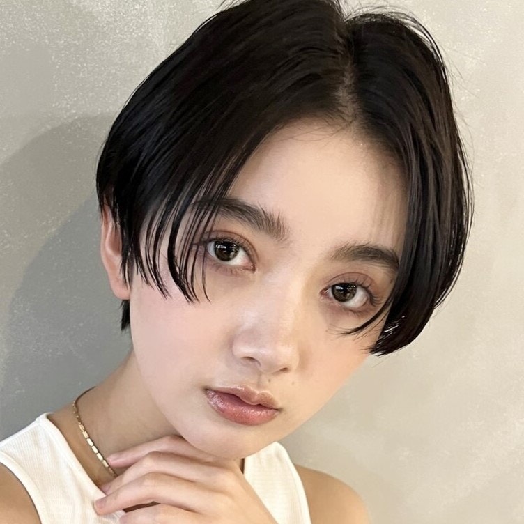 前髪なしのハンサムショート特集。顔型とニーズから似合うスタイルを見つけようのサムネイル画像