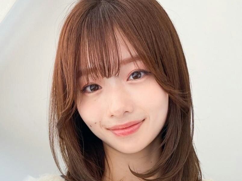 ライトブラウンの髪色見本集。ブリーチ有無の違いと色味別サンプルをお届けのサムネイル画像