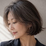 白髪ぼかしハイライトとは?白髪染めとの違いから頻度、注意点、参考カタログまで