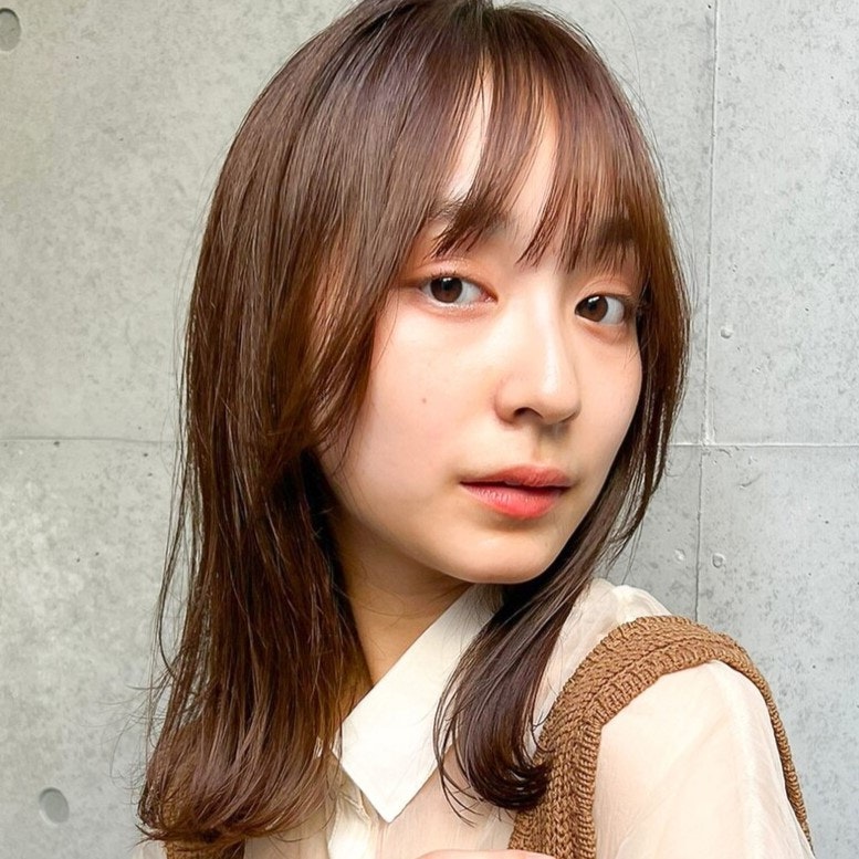 髪のツヤに悩むあなたへ。仕組みで学ぶ8つのツヤツヤ髪にする方法のサムネイル画像