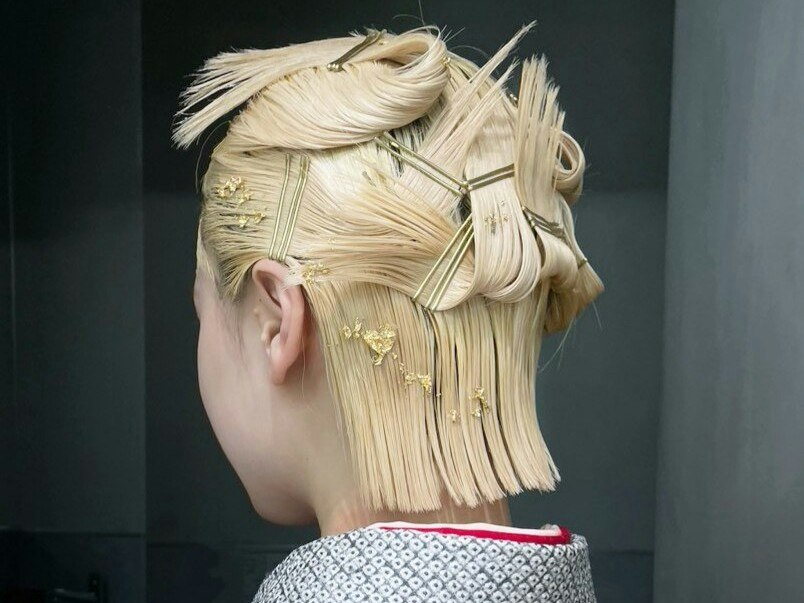 【ショート向け】2027年の成人式はこんなヘアアレンジで。晴れ姿に似合う髪型特集のサムネイル画像