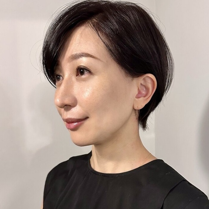 50代の大人かっこいいショートヘア集。若見えとかっこいいを叶えるポイントまでのサムネイル画像
