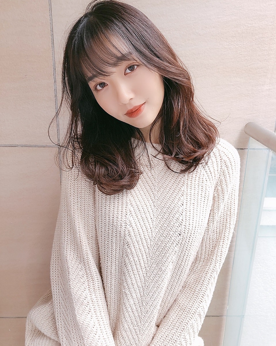 21年最新 韓国系ヘアカラーのトレンドはこれ なりたいイメージ別髪色特集 ホットペッパービューティーマガジン 21年最新 韓国系ヘアカラーのトレンドはこれ なりたいイメージ別髪色特集 ホットペッパービューティーマガジン