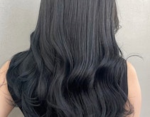 ブルーブラックってどんな髪色?染めるニーズでみる色味の違いやトーン別サンプル集