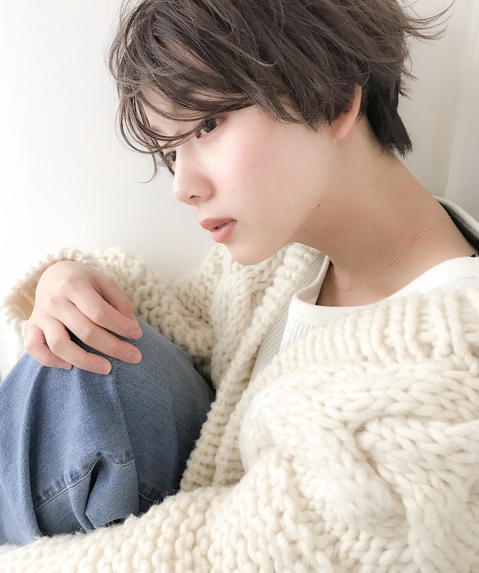 スモーキーカラーでおしゃれ髪になろう♡4種類のカラーで楽しむおすすめスタイルのサムネイル画像