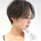 襟足美人ガイド。うなじとの違いやお悩み対策からショート向け参考スタイルまで
