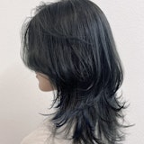 ブルージュってどんな髪色?ブリーチ有無&レングス別で見るスタイルカタログ