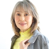 気になるグレイヘアの育て方。グレイヘアとは？から白髪を活かした実例集まで