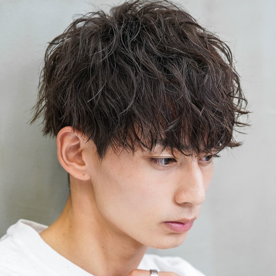 ツイストパーマとは?オーダー前に知りたい基本と4つのスタイルバリエーションのサムネイル画像