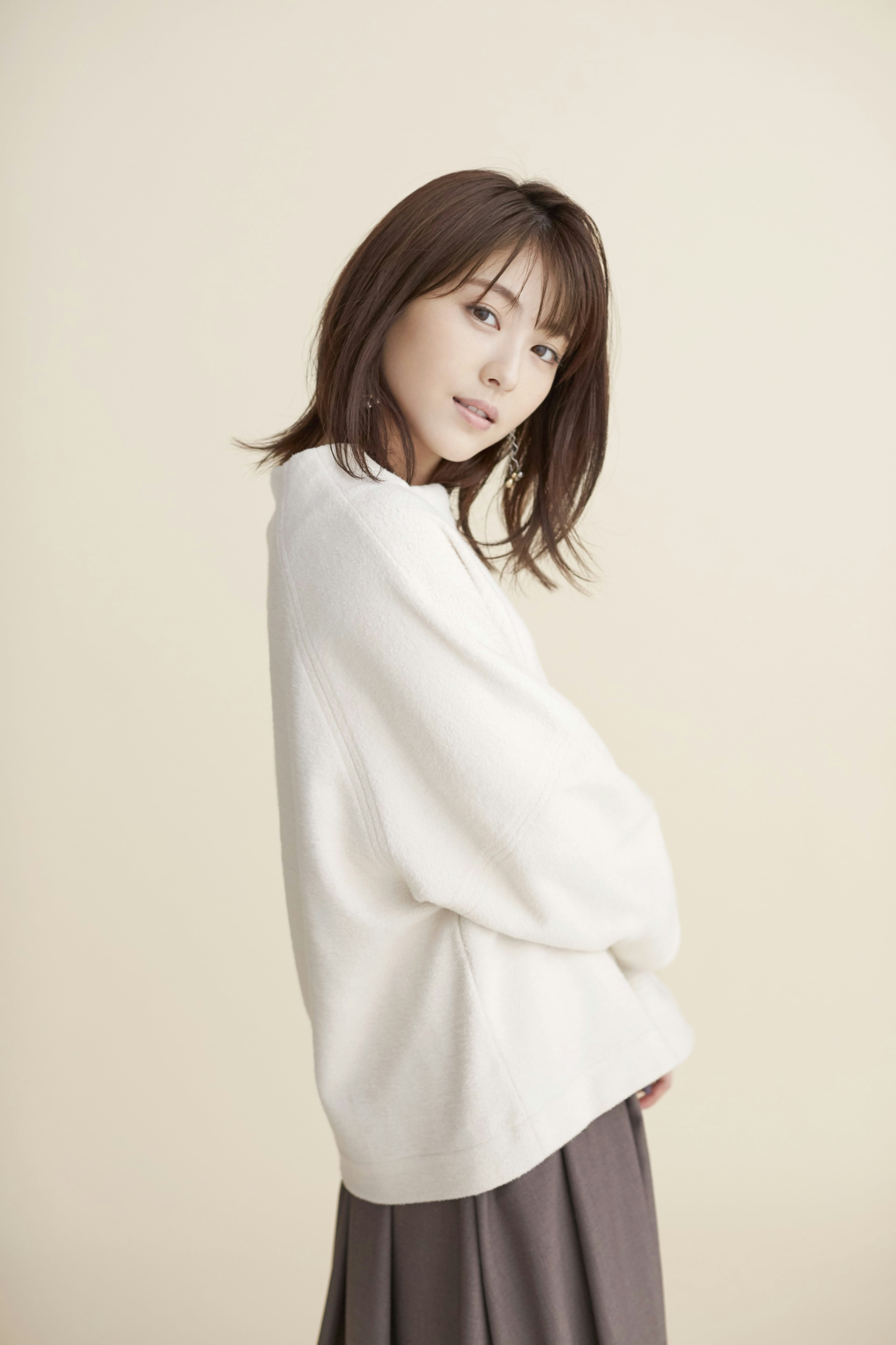 浜辺美波さんインタビュー 人の顔と名前を一致させる 天才的 な能力が欲しいです 笑 ホットペッパービューティーマガジン 浜辺美波さんインタビュー 人の顔と名前を一致させる 天才的 な能力が欲しいです 笑 ホットペッパービューティーマガジン