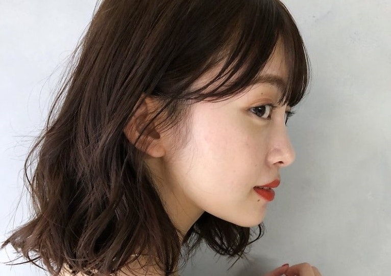21年注目の 暗め髪色 をパーソナルカラー別にご紹介 あなたに似合う暗髪は ホットペッパービューティーマガジン