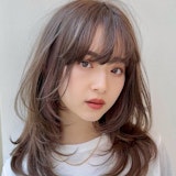 ハイレイヤーってどんな髪型？似合う人は？メリットからスタイリングまで