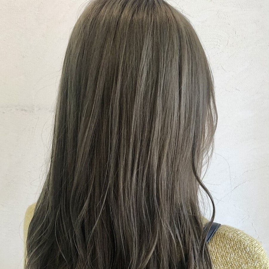 グリーン系カラーの特徴は?ブリーチありなしの違いから暗め&明るめのサンプルまでのサムネイル画像