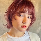 カシスってどんな髪色?ブリーチ有無の違いからカシスカラーのバリエーションまで