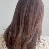 ラベンダーベージュってどんな髪色?明るめから暗めまでカラーサンプルまとめました