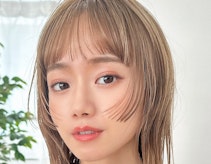 ミルクティーベージュってどんな髪色?ブリーチ有無の違いとヘアカラー見本集